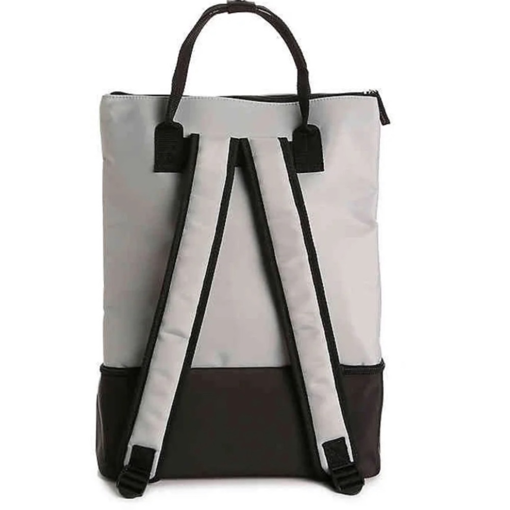 Backpack - Picture 2 of 6